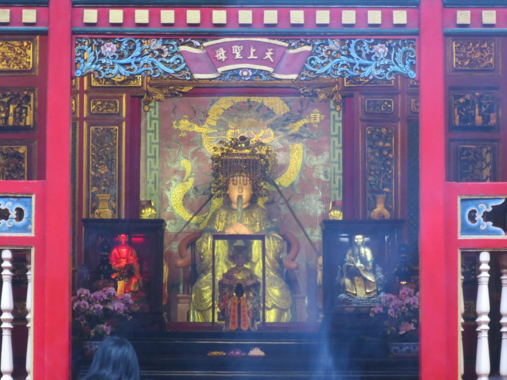 Der Schrein der Matsu im rückwärtigen Bereich des Tempels